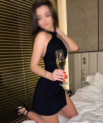 Анкета проститутки Кира - Фото 1, Улан-Хол, 18 лет, №7776